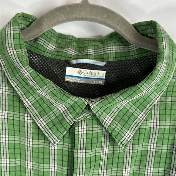 Columbia Green Checkered Button Down Short Sleeve Shirt XL - Picture 4 of 6